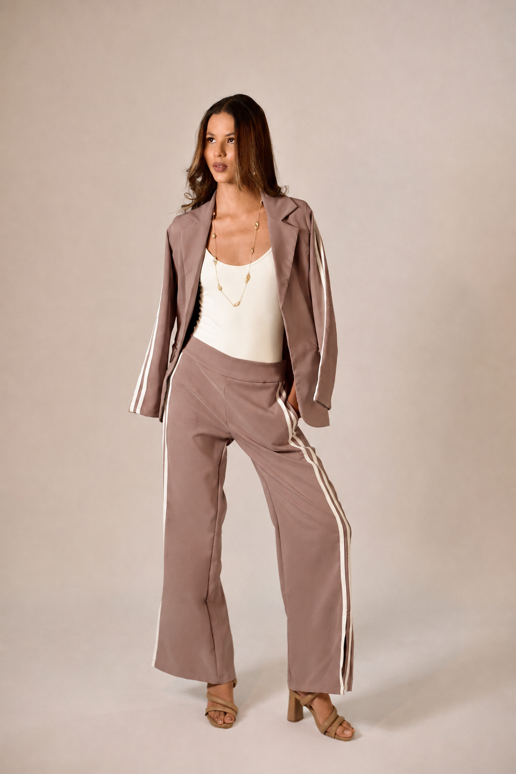 Conjunto Leonor