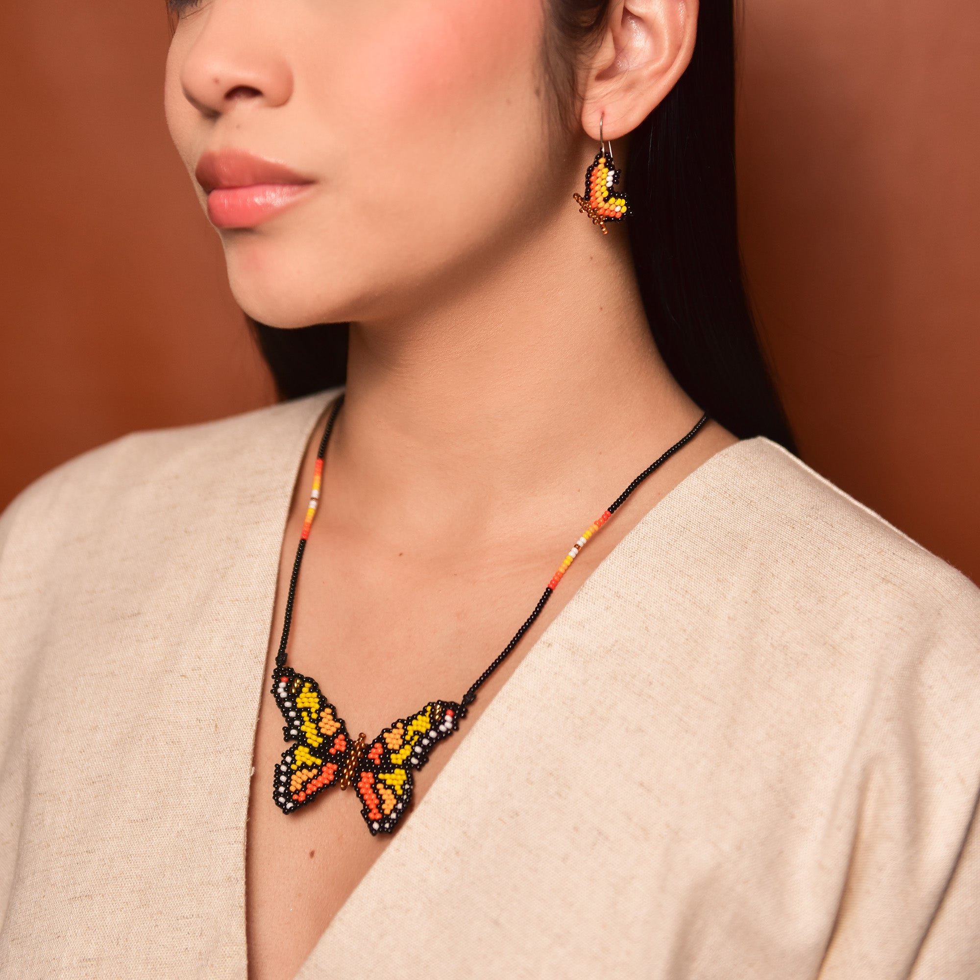 Collar Mariposa